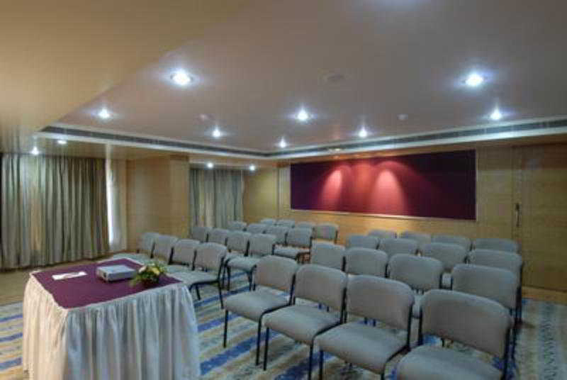 Treebo Regency - Bund Garden, Dhole Patil Road Hotel Pune Exterior photo